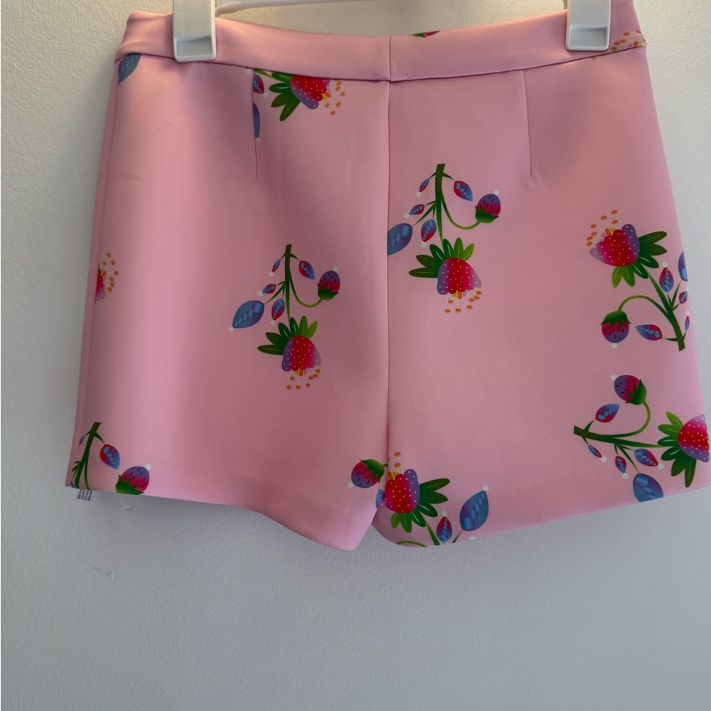 Cynthia Rowley Pink Bonded Strawberry Shorts Size 6 NWT - Picture 3 of 7
